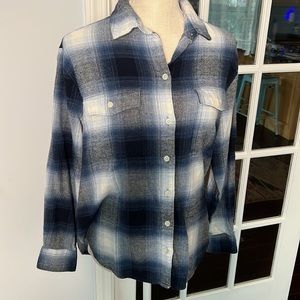 OLD NAVY flannel button-down, blue/white size S
